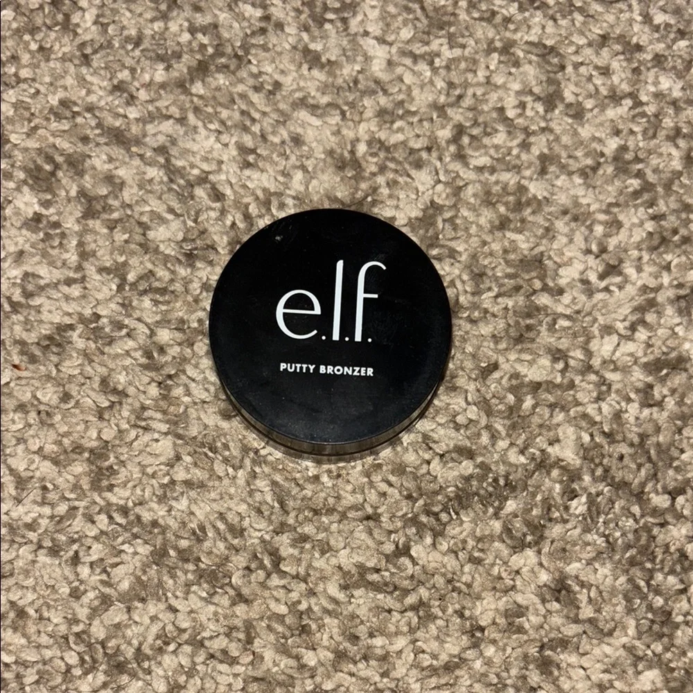 ELF Putty Bronzer - Black Lid